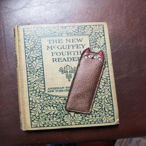 Cat Bookmark Embroidery File - The3BlackCats Embroidery and Custom Gifts